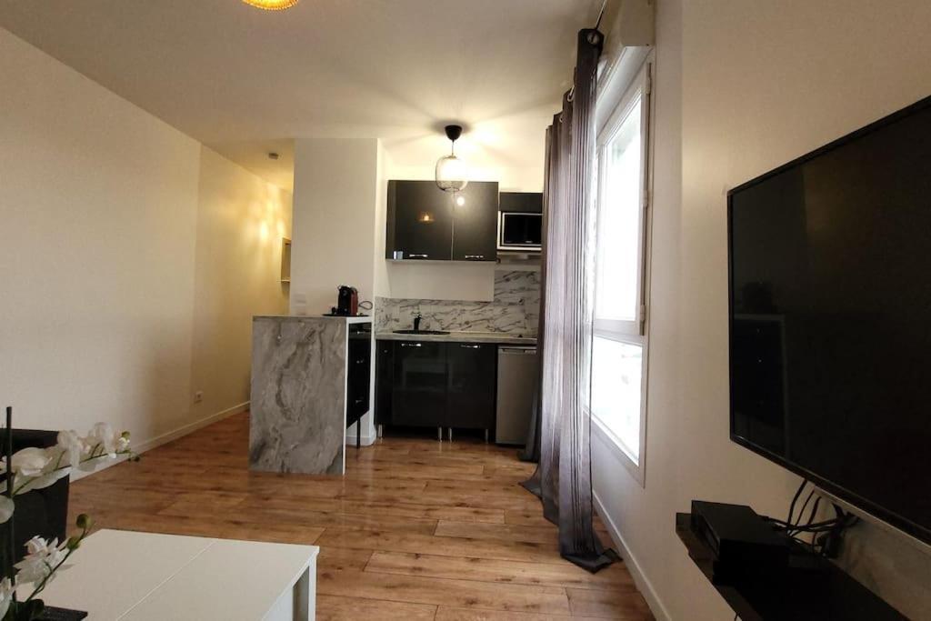 Logement Entier : Appartement Montévrain Exterior foto
