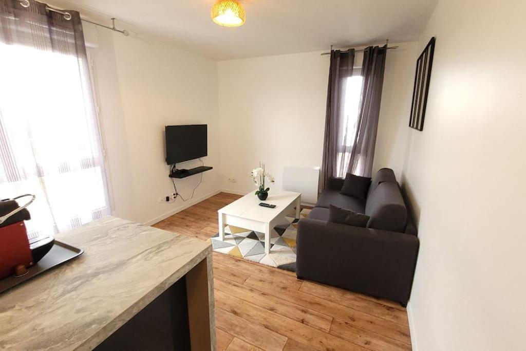 Logement Entier : Appartement Montévrain Exterior foto